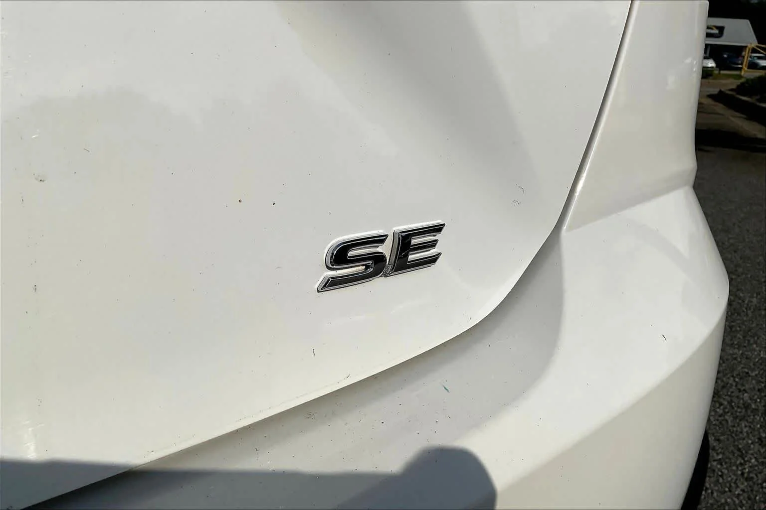 Used 2025 Ice Cap Toyota SE image 10