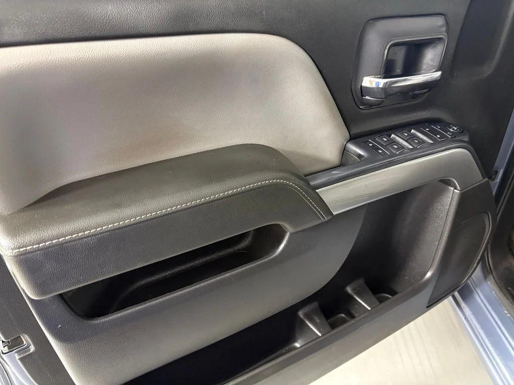 Used 2016 Gray Chevrolet LT image 17