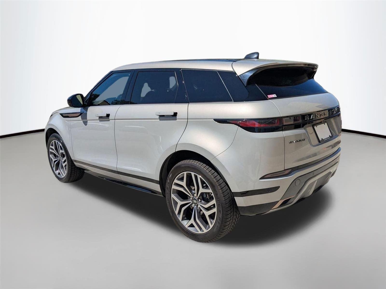 Used 2023 Seoul Pearl Silver Metallic Land Rover R-Dynamic S image 7