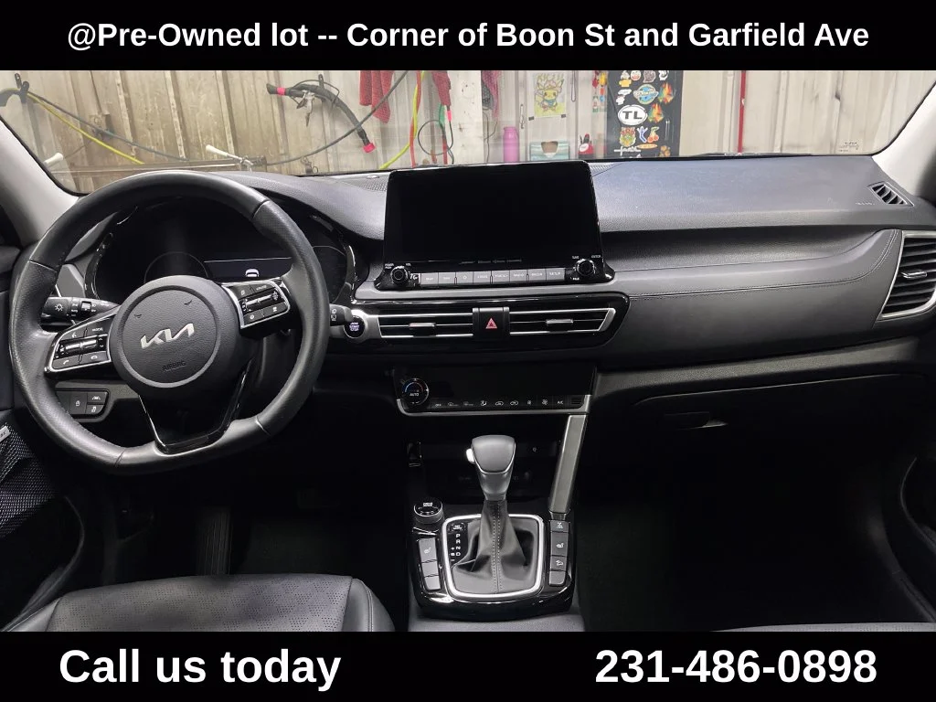 Used 2023 Black Kia SX image 18