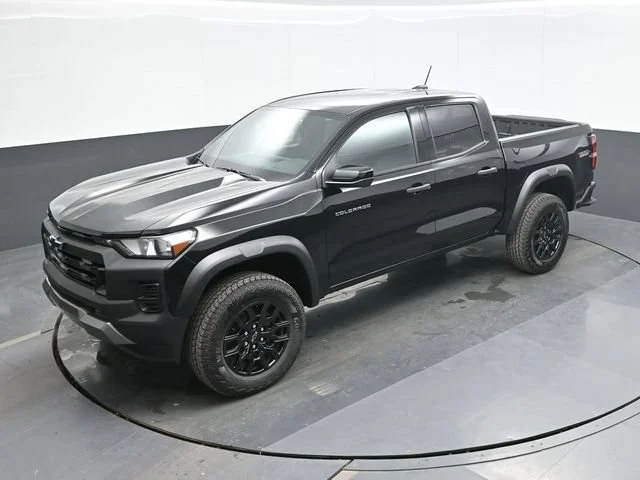 New 2026 Black Chevrolet Trail Boss image 13