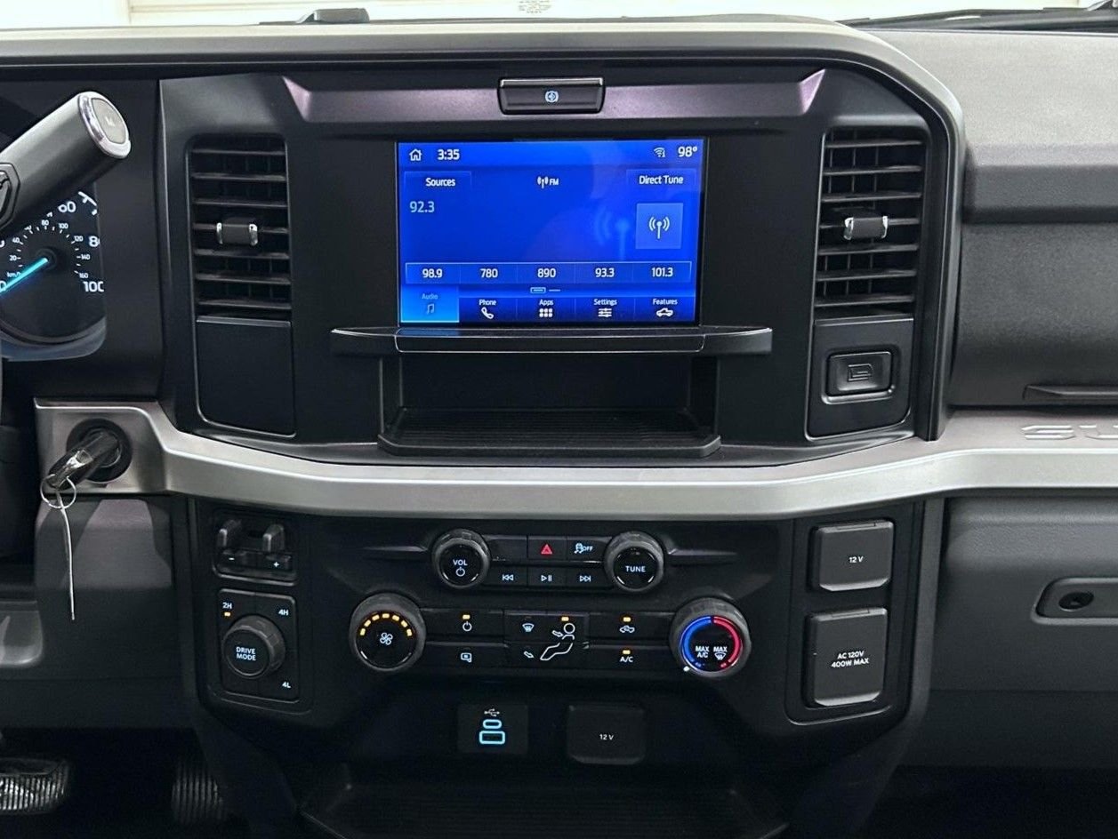 Used 2025 White Ford XLT image 12