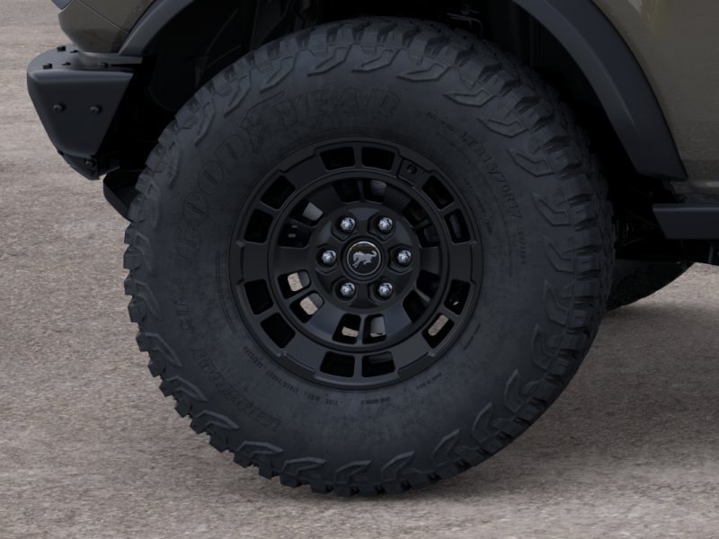 New 2026 Marsh Gray Ford Badlands image 22