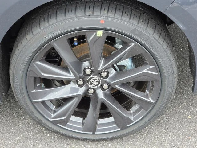 New 2026 Underground with Midnight Black Metallic roof Toyota XSE image 6