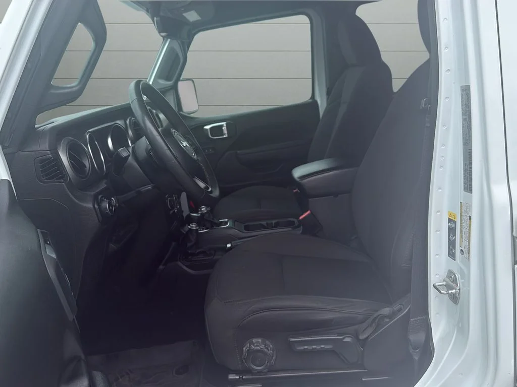 Used 2023 White Jeep High Tide image 10