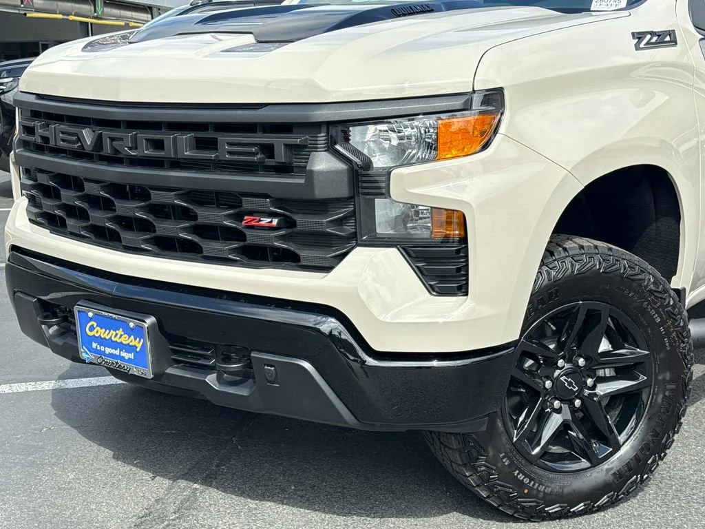 New 2026 White Sands Chevrolet Custom Trail Boss image 3