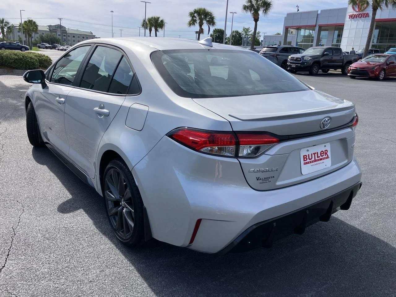 Certified Used 2026 Silver (Classic Silver Metallic) Toyota SE image 3