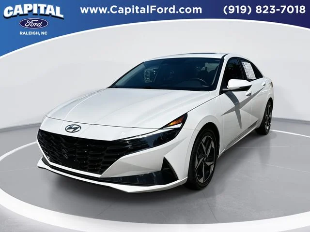 Used 2023 White Hyundai Limited image 1