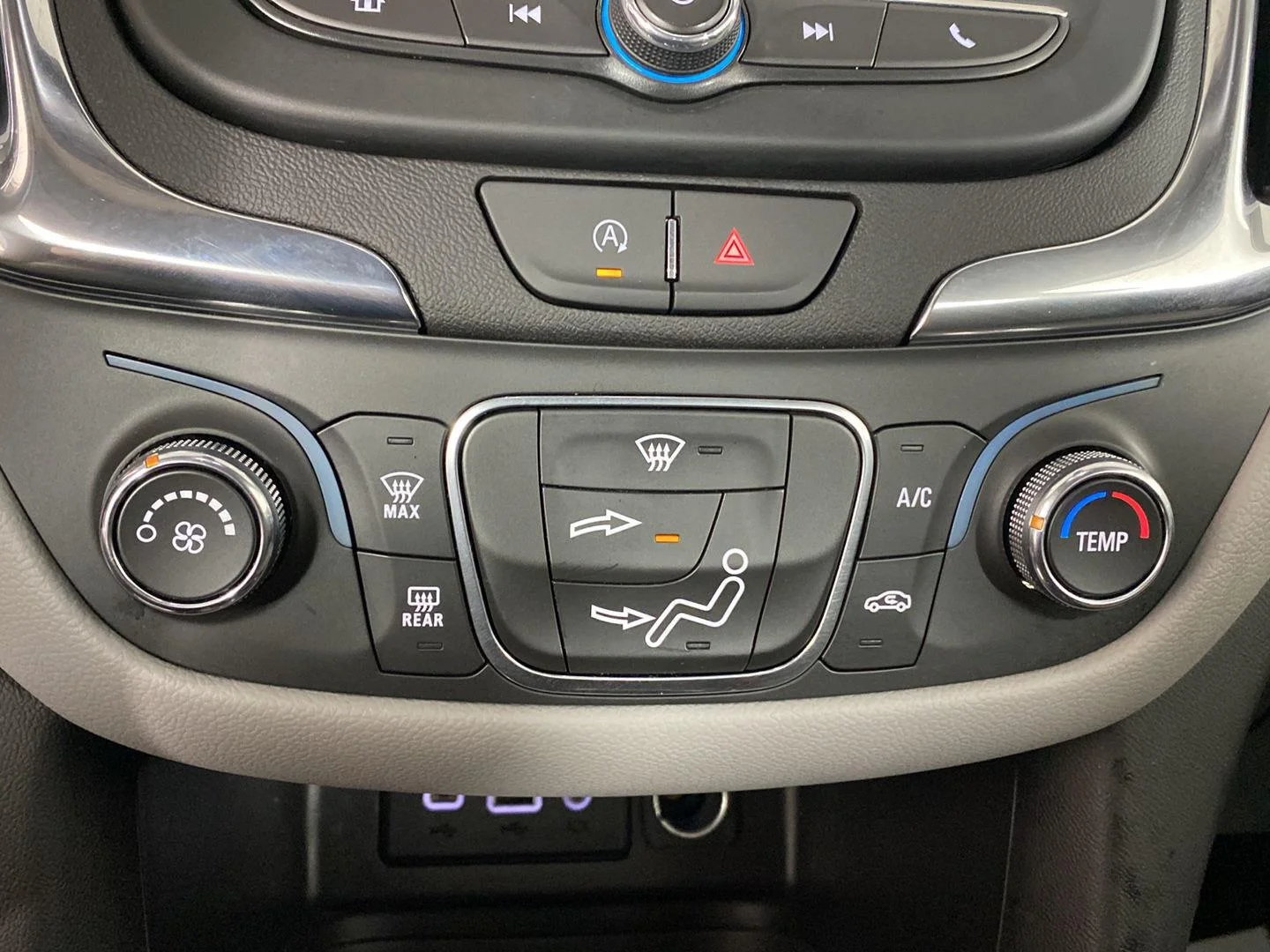 Used 2024 Summit White Chevrolet LS image 12