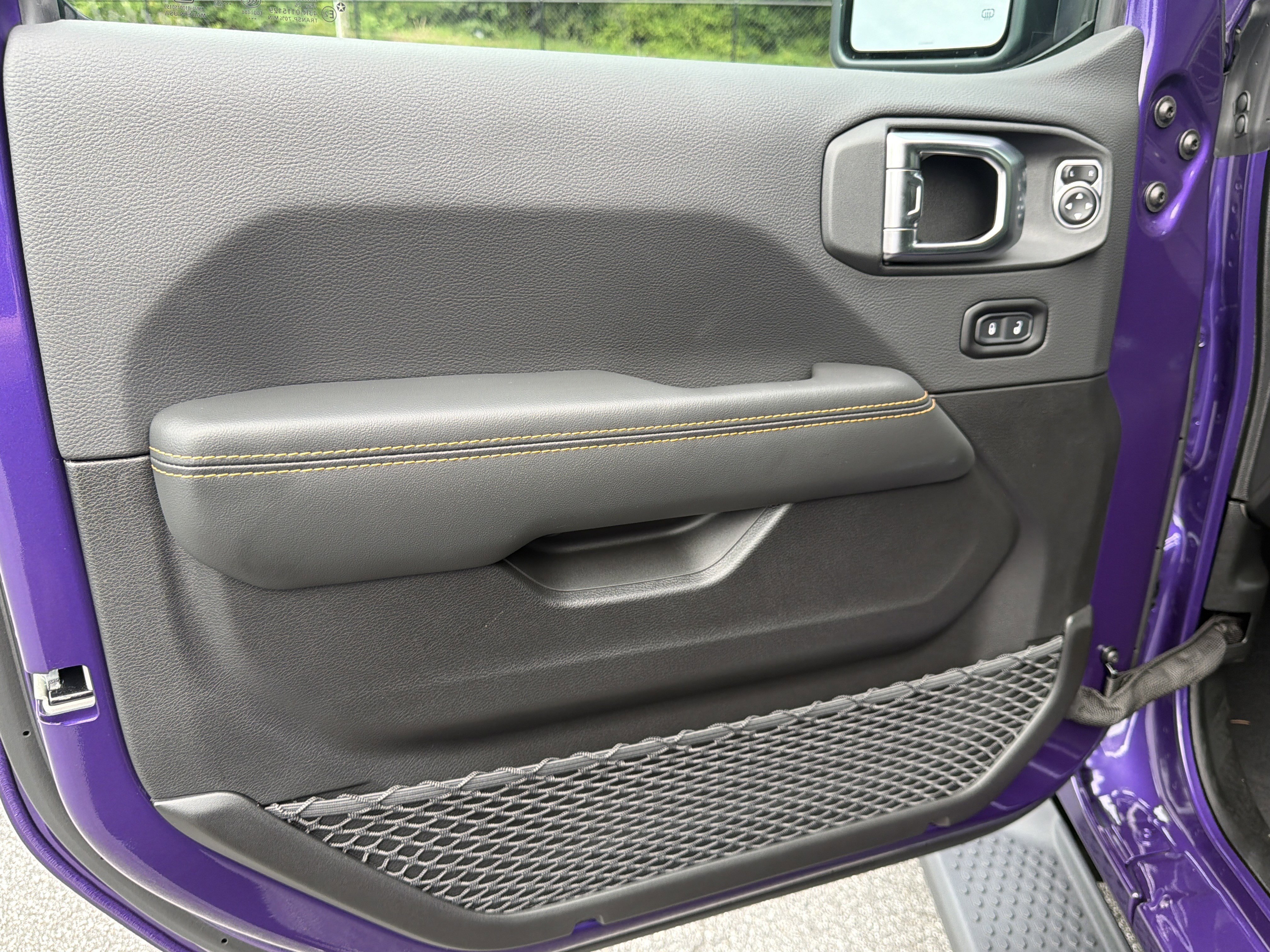 New 2026 Reign Exterior Paint Jeep Sahara image 12