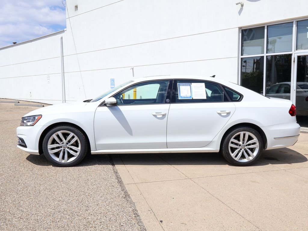 1VWLA7A35KC010405
