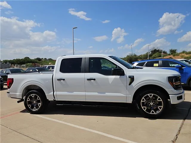 Used 2024 White Ford STX 4x2 SuperCrew Cab 5.5 ft. box 145 in. WB image 5