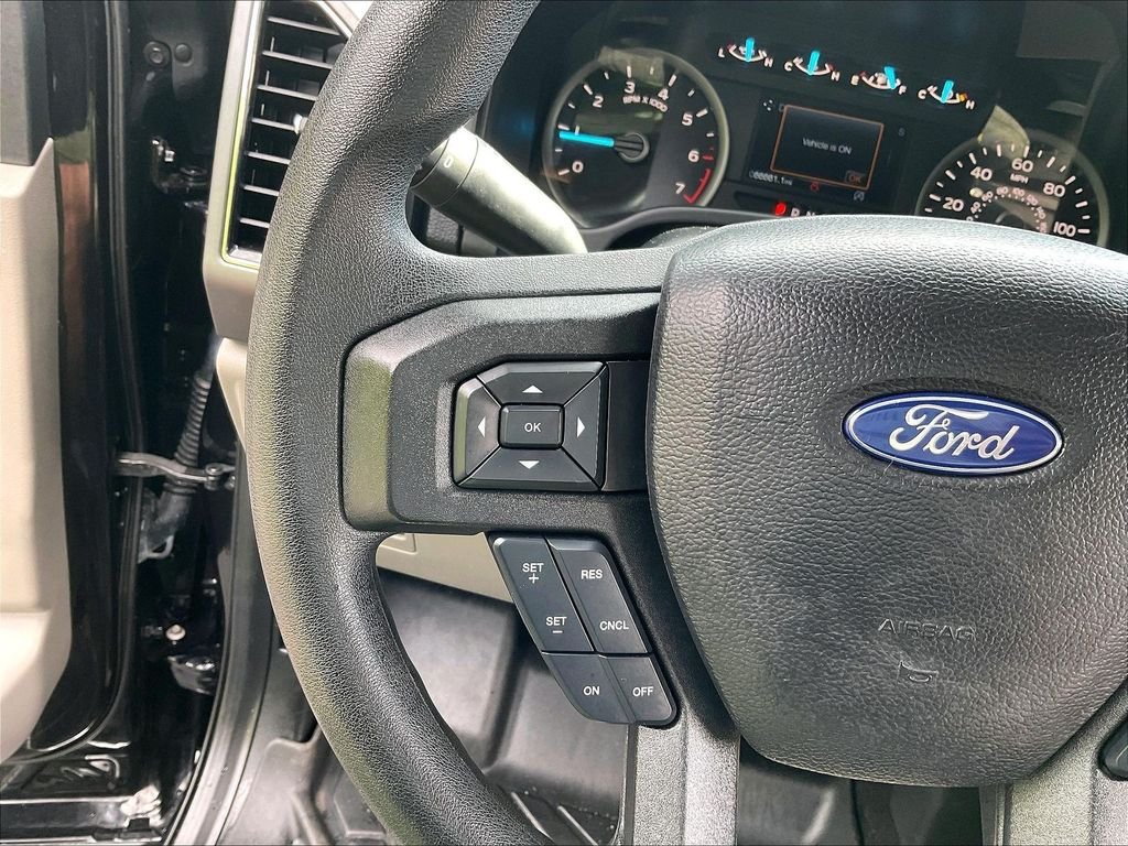 Used 2020 Black Ford XLT image 23