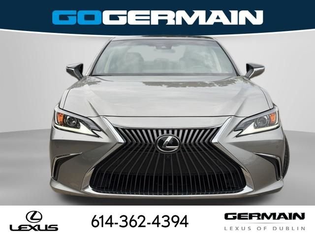 Used 2019 Silver Lexus 350 Luxury image 2