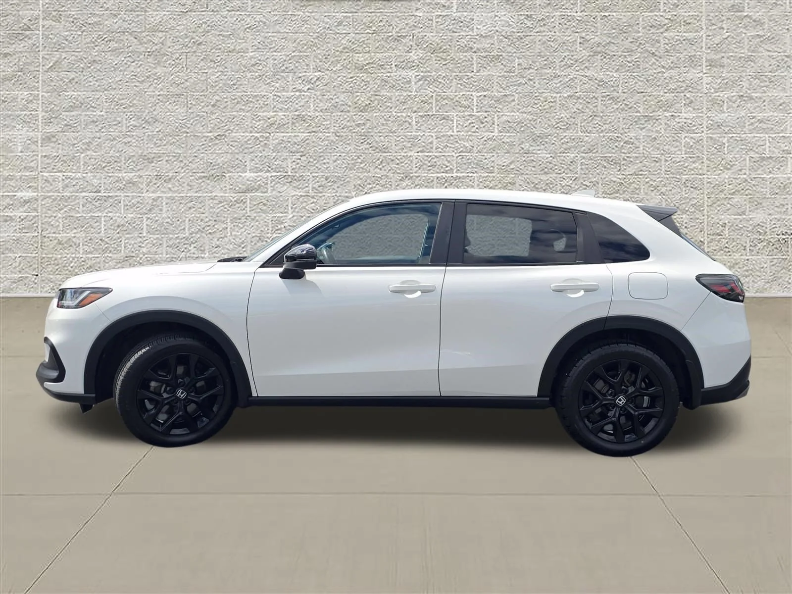 Used 2023 Platinum White Pearl Honda Sport image 4