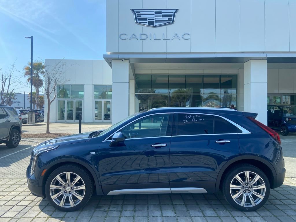 2019 Cadillac XT4 Premium Luxury
