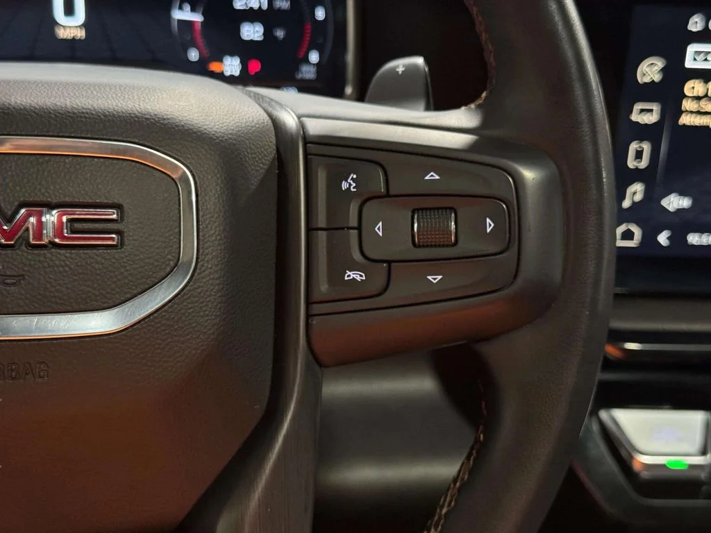 Used 2023 Onyx Black GMC AT4 image 17