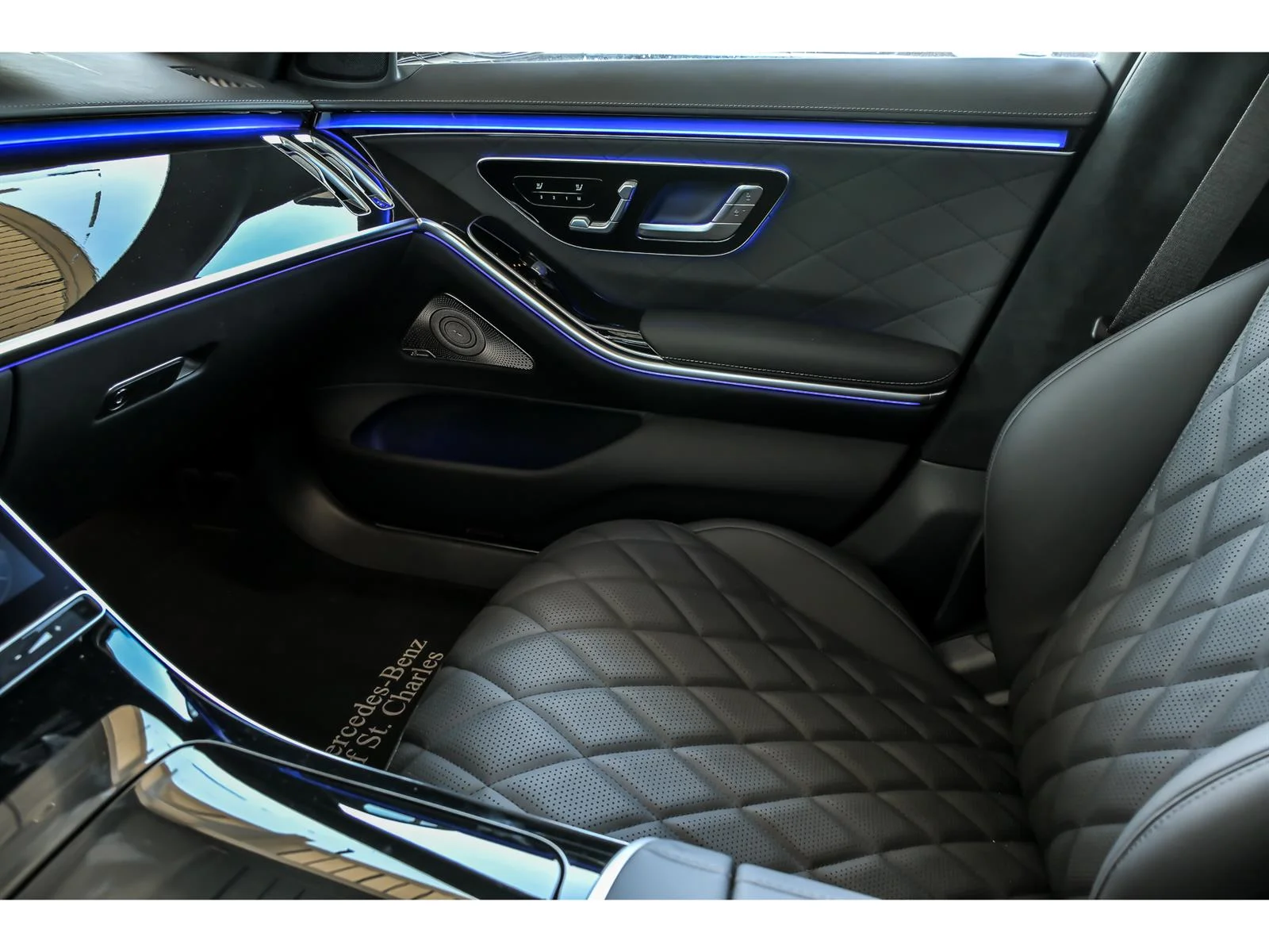 New 2026 Black Mercedes-Benz S 580 image 16