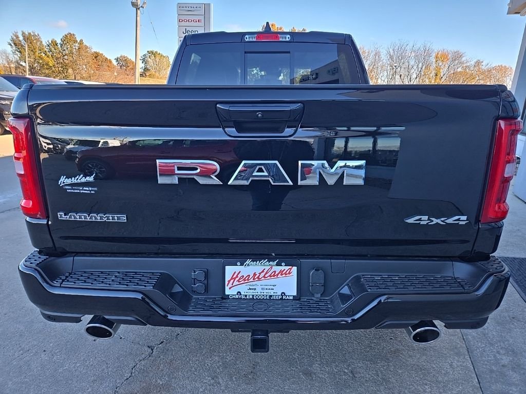 2026 RAM 1500 Laramie - Photo 9