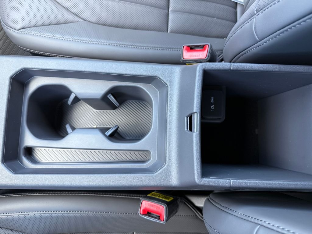 New 2027 Iceberg Green Kia X-Line S image 30
