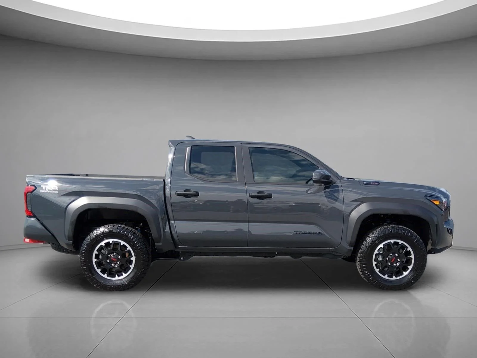 Used 2025 Underground Toyota TRD Off-Road HV image 6