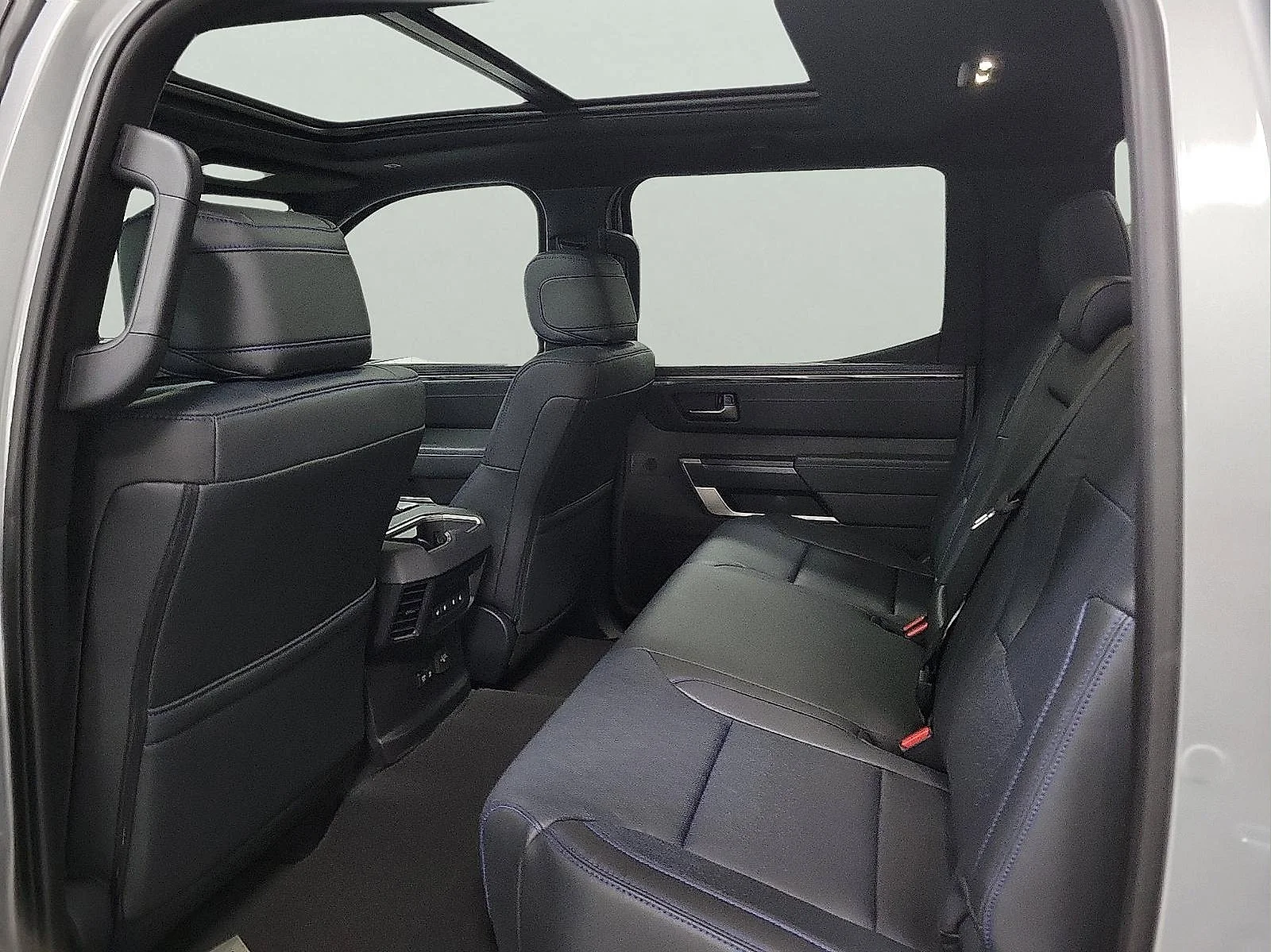 New 2026 Celestial Silver Metallic Toyota Platinum image 9