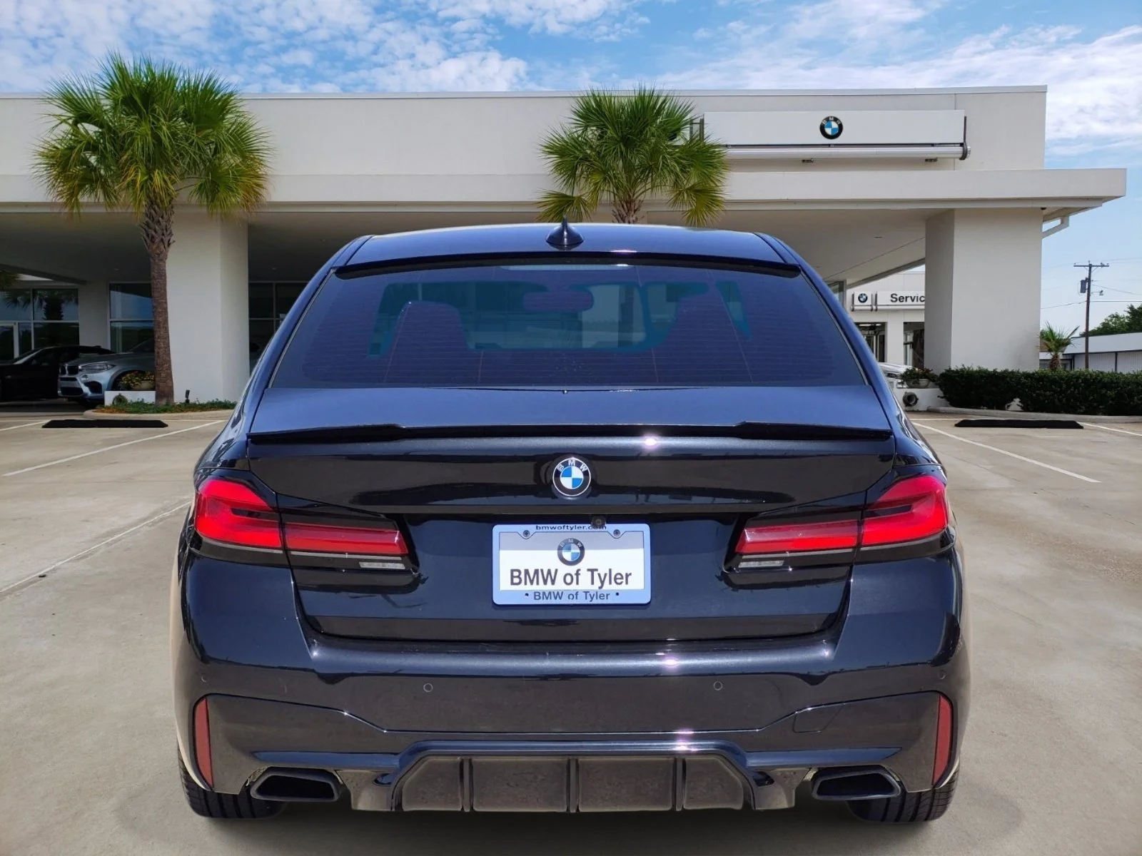Certified Used 2023 Black Sapphire Metallic BMW 530i image 5