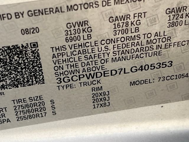 Used 2020 SILVER ICE METALLIC Chevrolet RST image 14