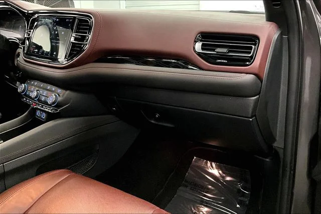 Used 2024 Vapor Gray Dodge Citadel image 19