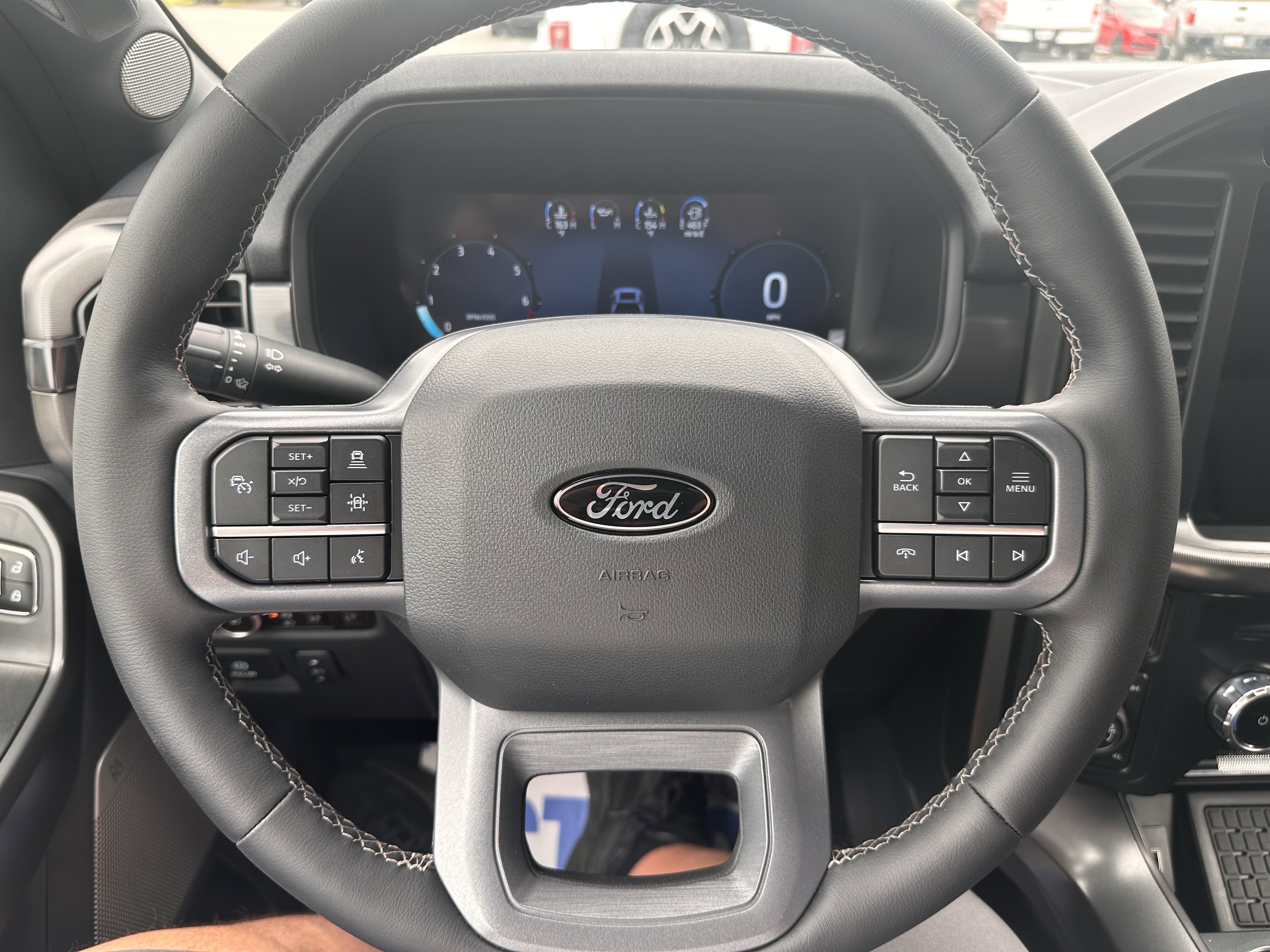 Certified Used 2025 Oxford White Clearcoat Ford LARIAT image 20