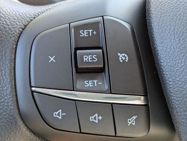 New 2026 Oxford White Ford XLT image 22