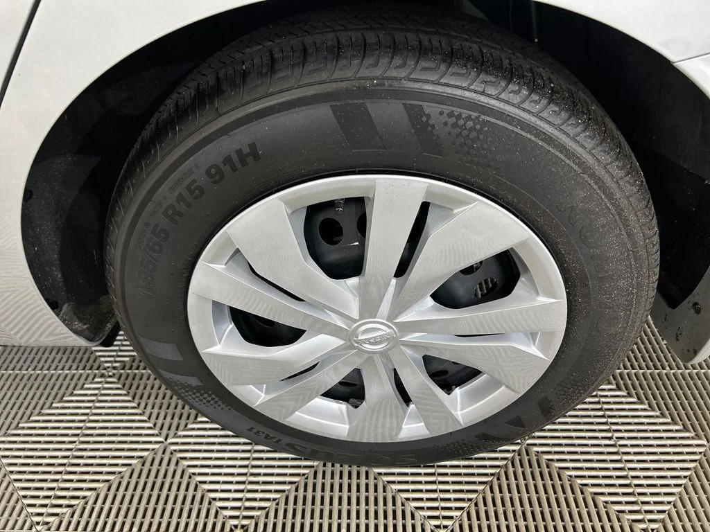 Used 2024 Silver Nissan 1.6 S image 10