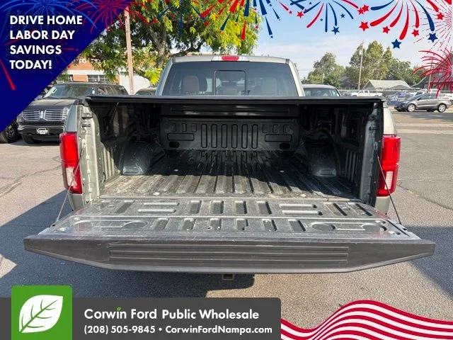 Used 2020 Green Ford Lariat image 30