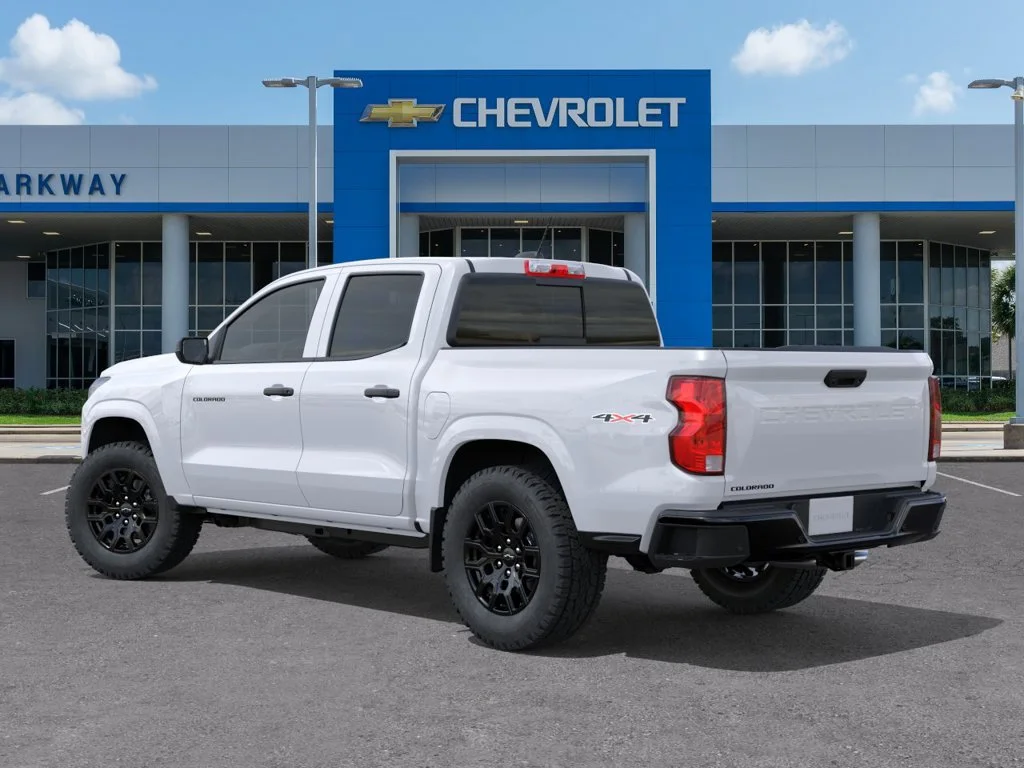 New 2026 Summit White Chevrolet WT image 3