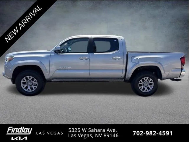 Used 2018 Silver Toyota SR5 image 8