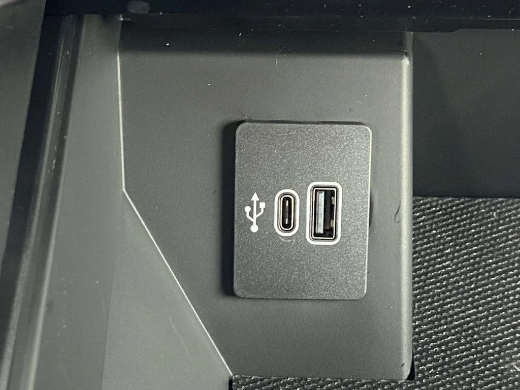 New 2026 Silver Ford Lariat image 24