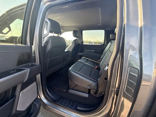 Used 2025 Gray Ford Lariat image 9