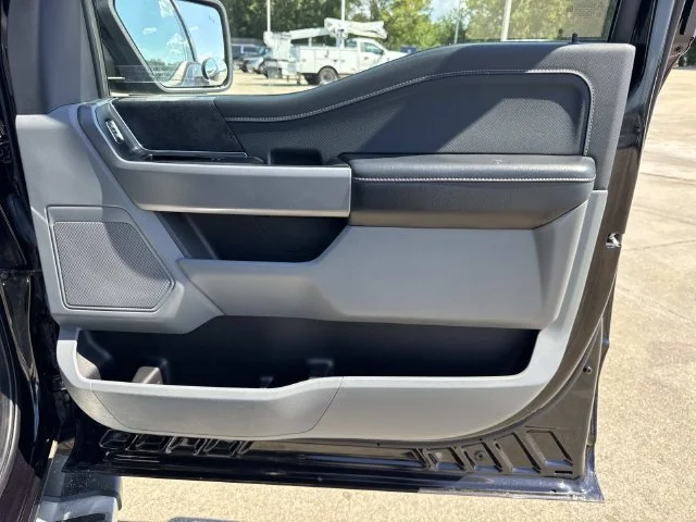 Used 2024 Black Ford XLT image 38