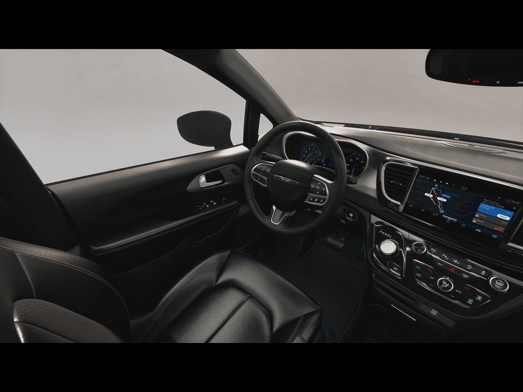 New 2027 Diamond Black Crystal Pearl-Coat Exterior Paint Chrysler Select image 8