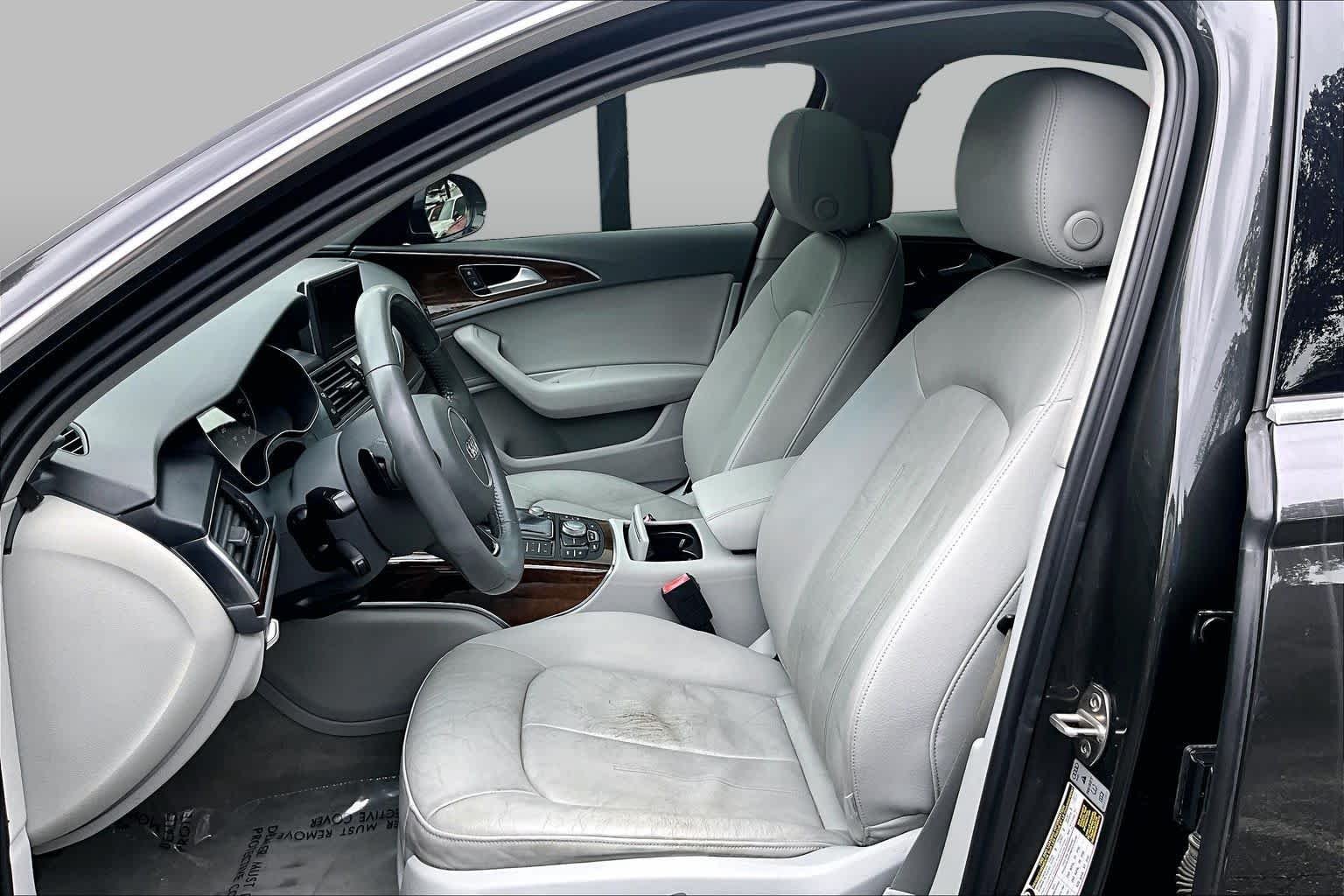 Used 2015 Dakota Gray Metallic Audi 2.0T Premium image 9