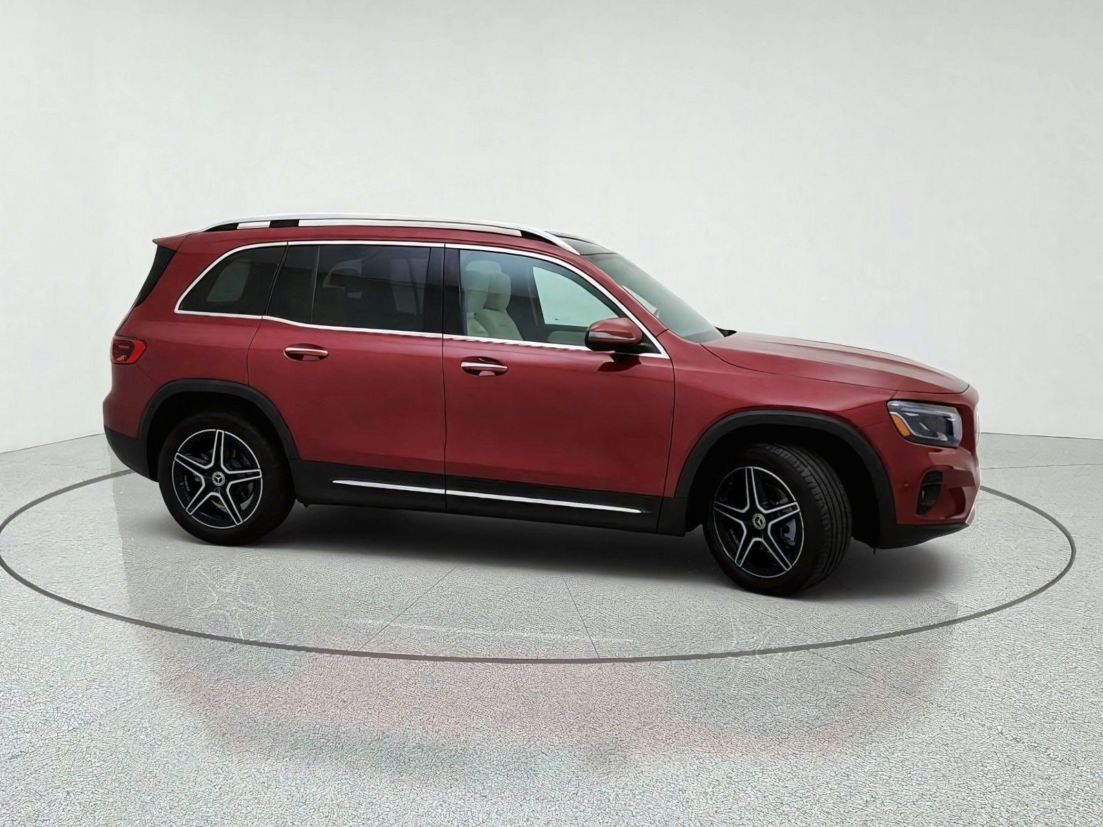 Certified Used 2026 MANUFAKTUR Patagonia Red Metallic Mercedes-Benz GLB 250 image 6