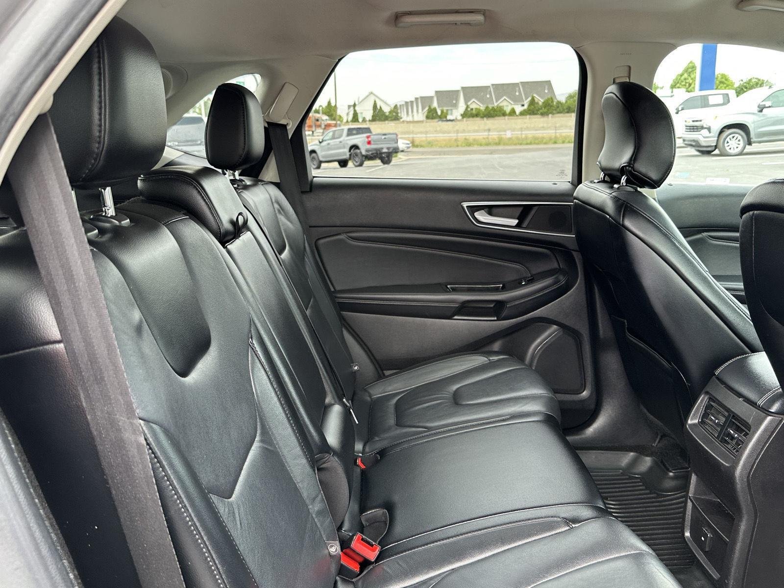Used 2015 Silver Ford Titanium image 42