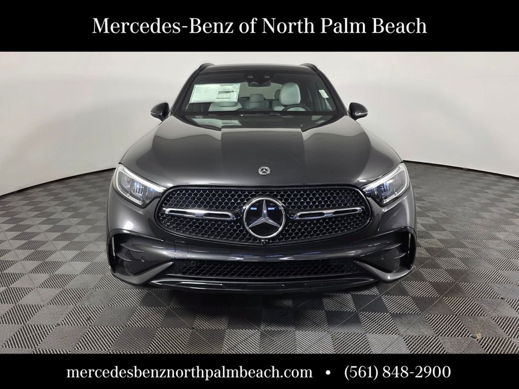 New 2026 Graphite Grey Metallic Mercedes-Benz GLC 300 image 2