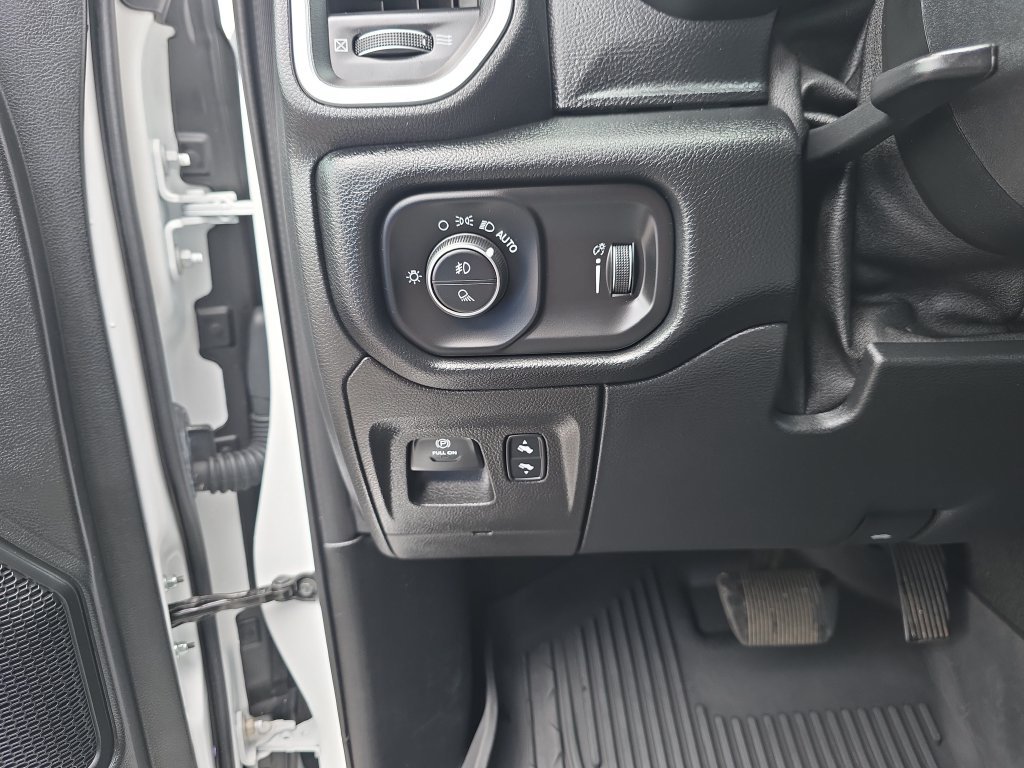 Used 2020 White Ram Big Horn image 19