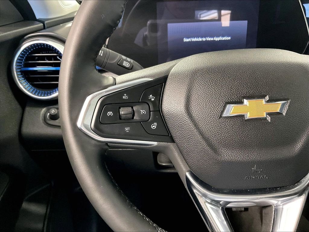 Used 2025 Black Chevrolet LT image 22