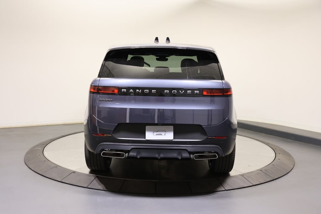 New 2026 Varesine Blue Land Rover SE image 4