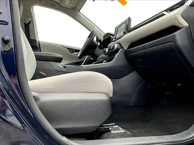 Used 2020 Blue Toyota XLE image 35