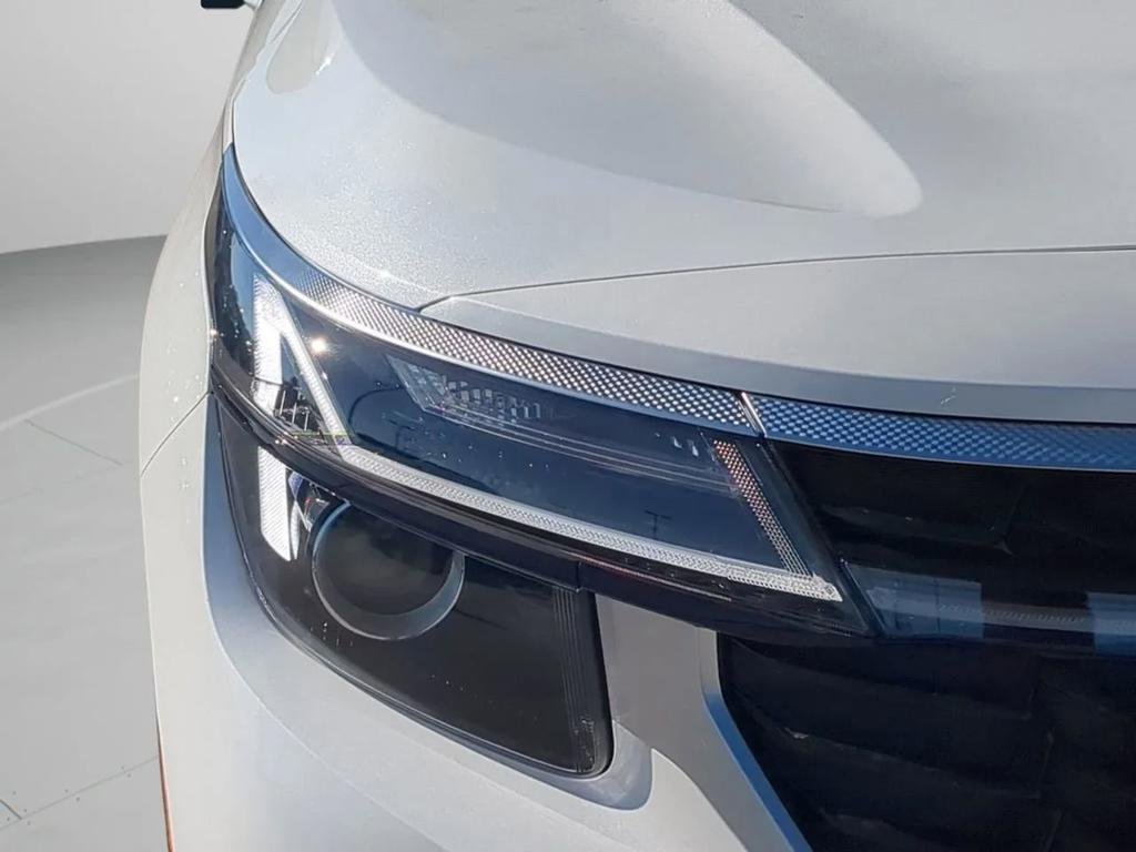 2026 Kia Seltos EX - Photo 11