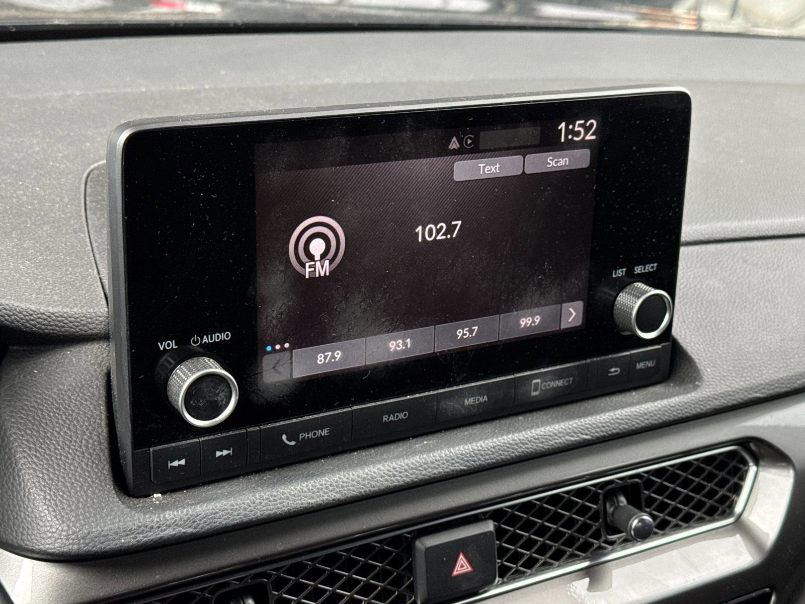 Used 2023  Acura Base image 16