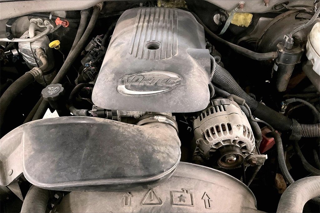 2004 CHEVROLET SILVERADO - Image 31